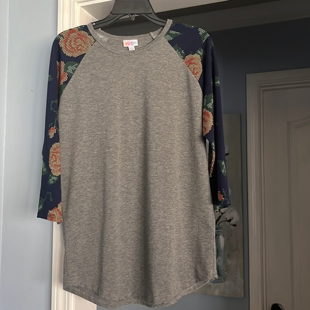 Gray LuLaRoe Randy With Floral Sleeves, Large